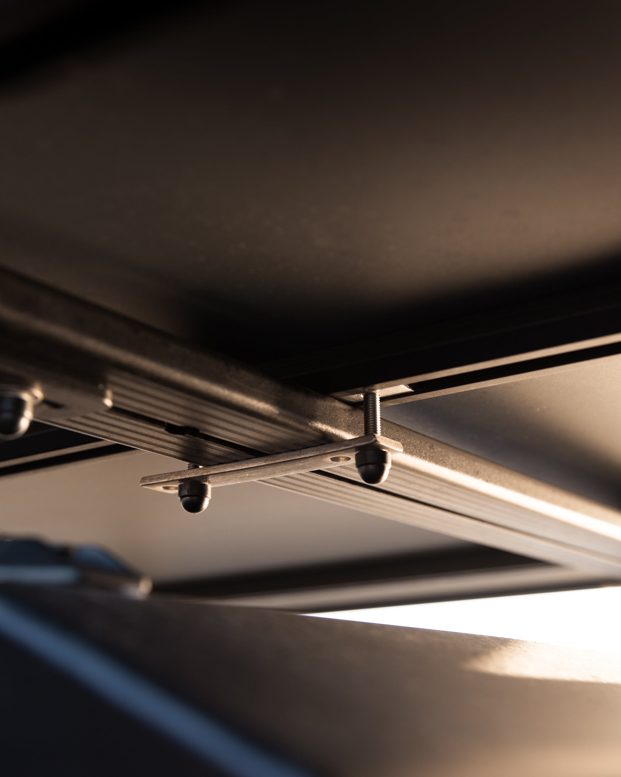 Hawk's Nest Aluminium Rooftop Tent - Wide