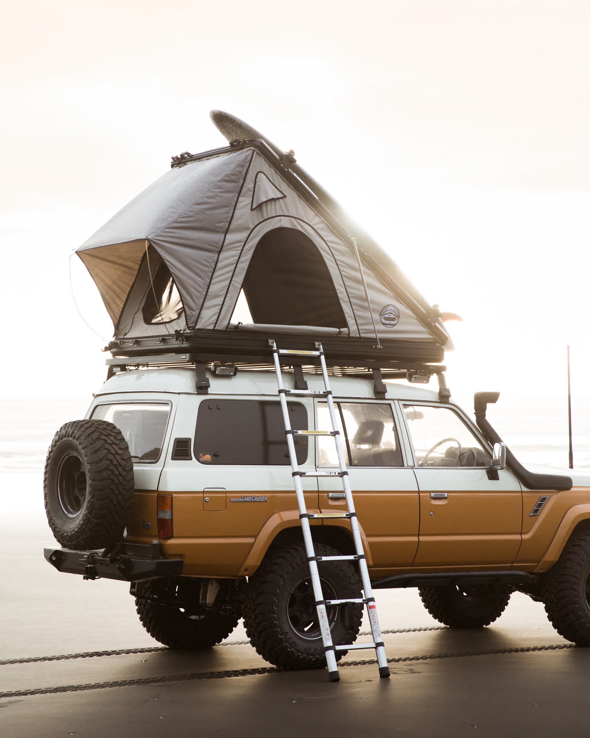 Hawk's Nest Aluminium Rooftop Tent - Standard