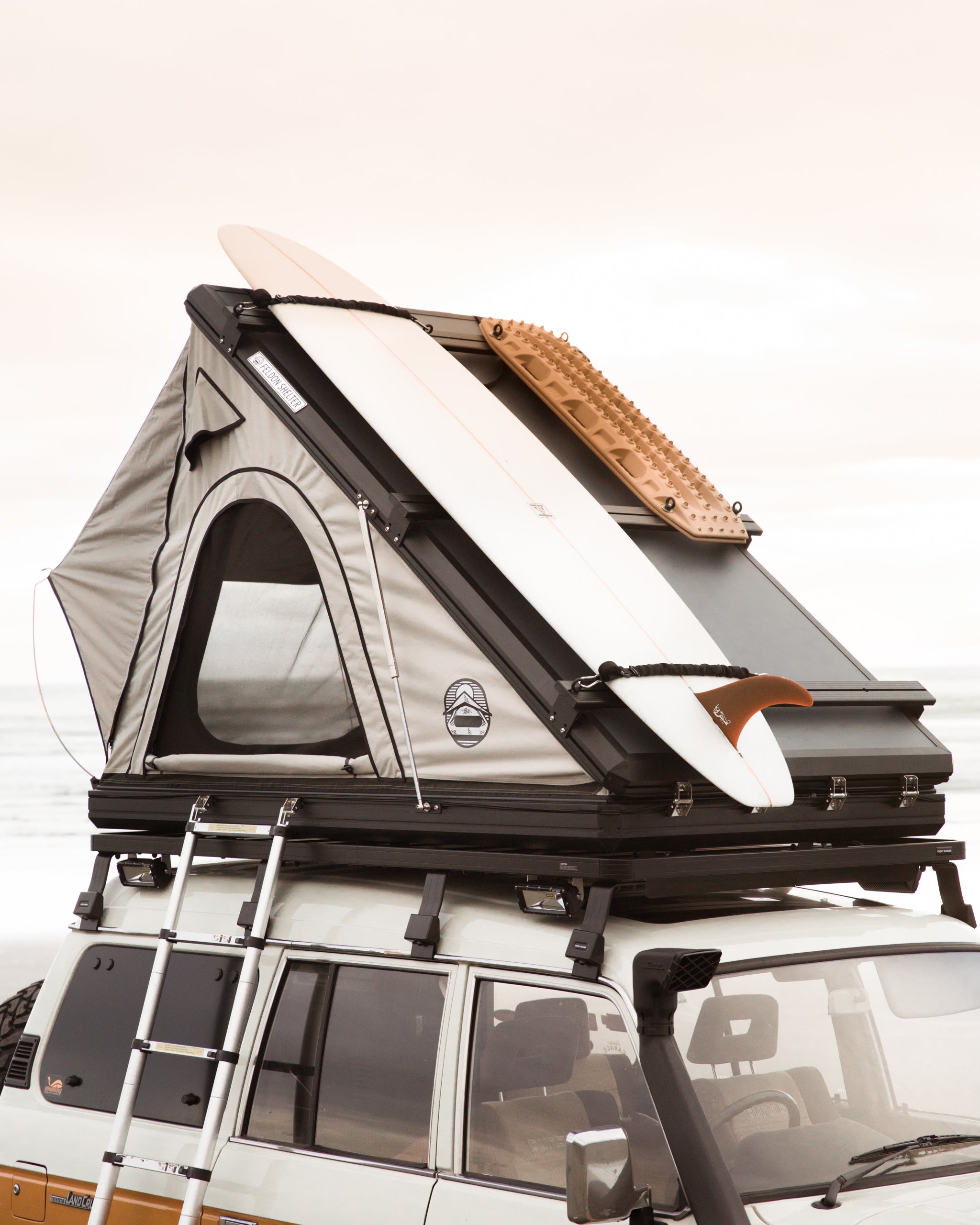 Hawk's Nest Aluminium Rooftop Tent - Standard