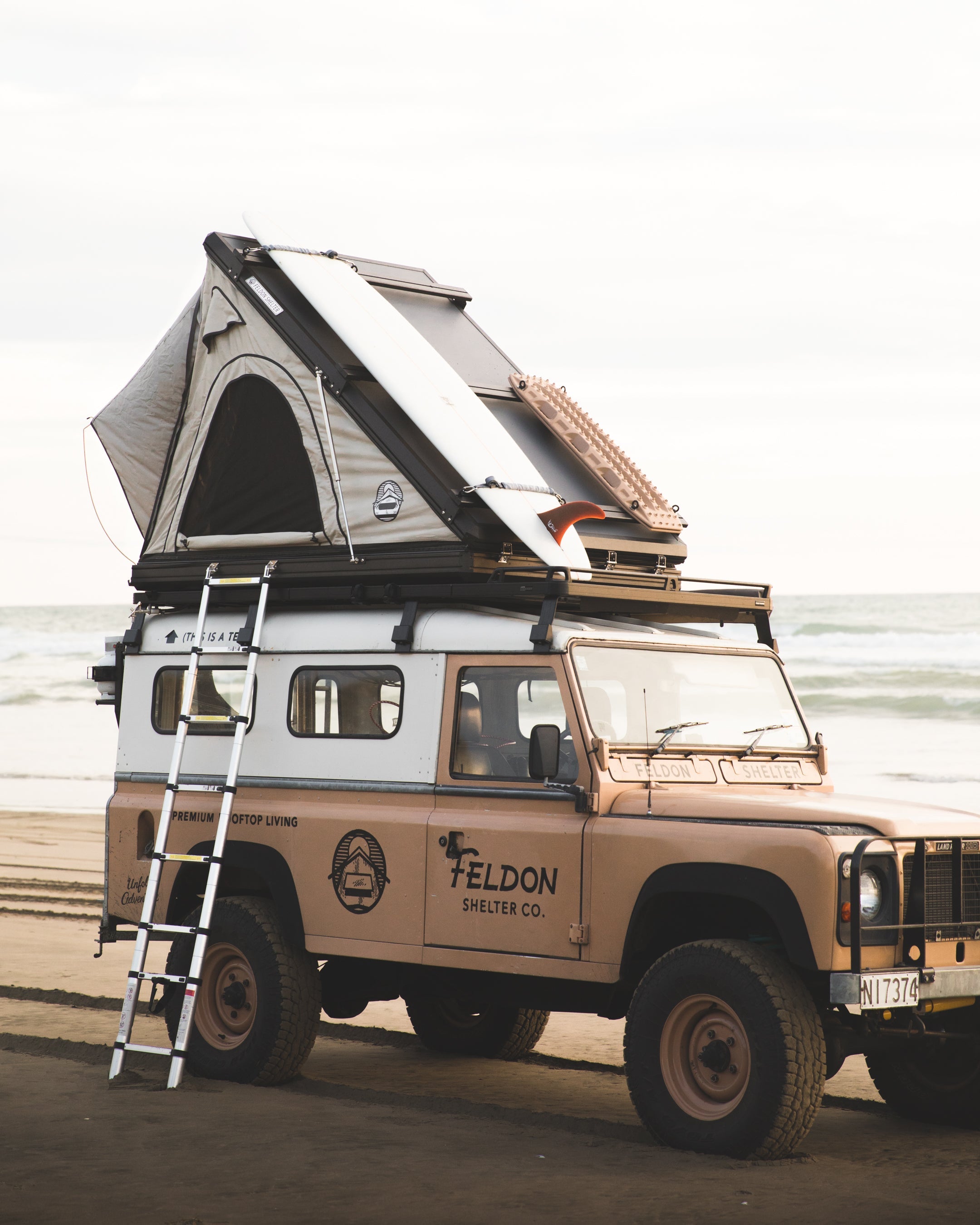 Hawk's Nest Aluminium Rooftop Tent - Wide